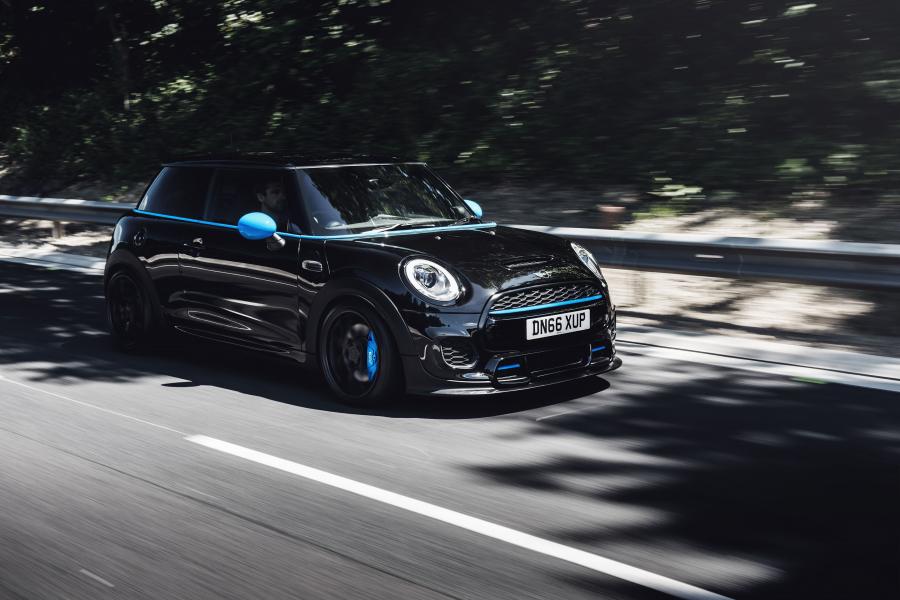  Mini Cooper S F56 SV by Mulgari 2017 года  (фото 2 из 11)